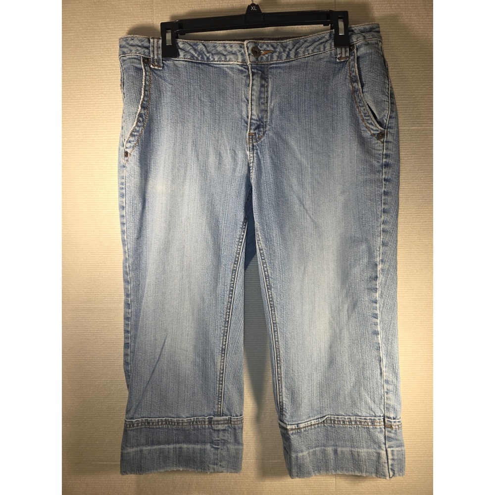 Venezia Womens Light Wash Denim Capri Jeans Size 14 Stretch Cropped Pants